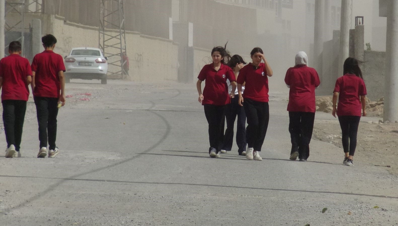 sirnakta firtina gorus mesafesi dustu hava kalitesi dustu EtZ3f53N