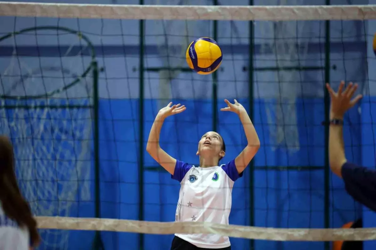 bursada kis spor okullari basladi 8VWfv2NB