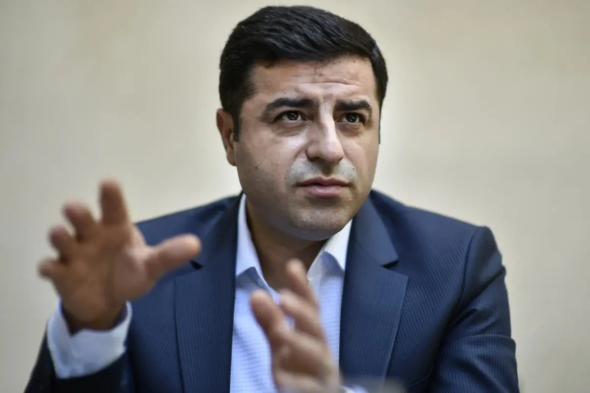 kulisler yangin yeri selahattin demirtas 8 ekimde tahliye edilebilir YsvAwdgn