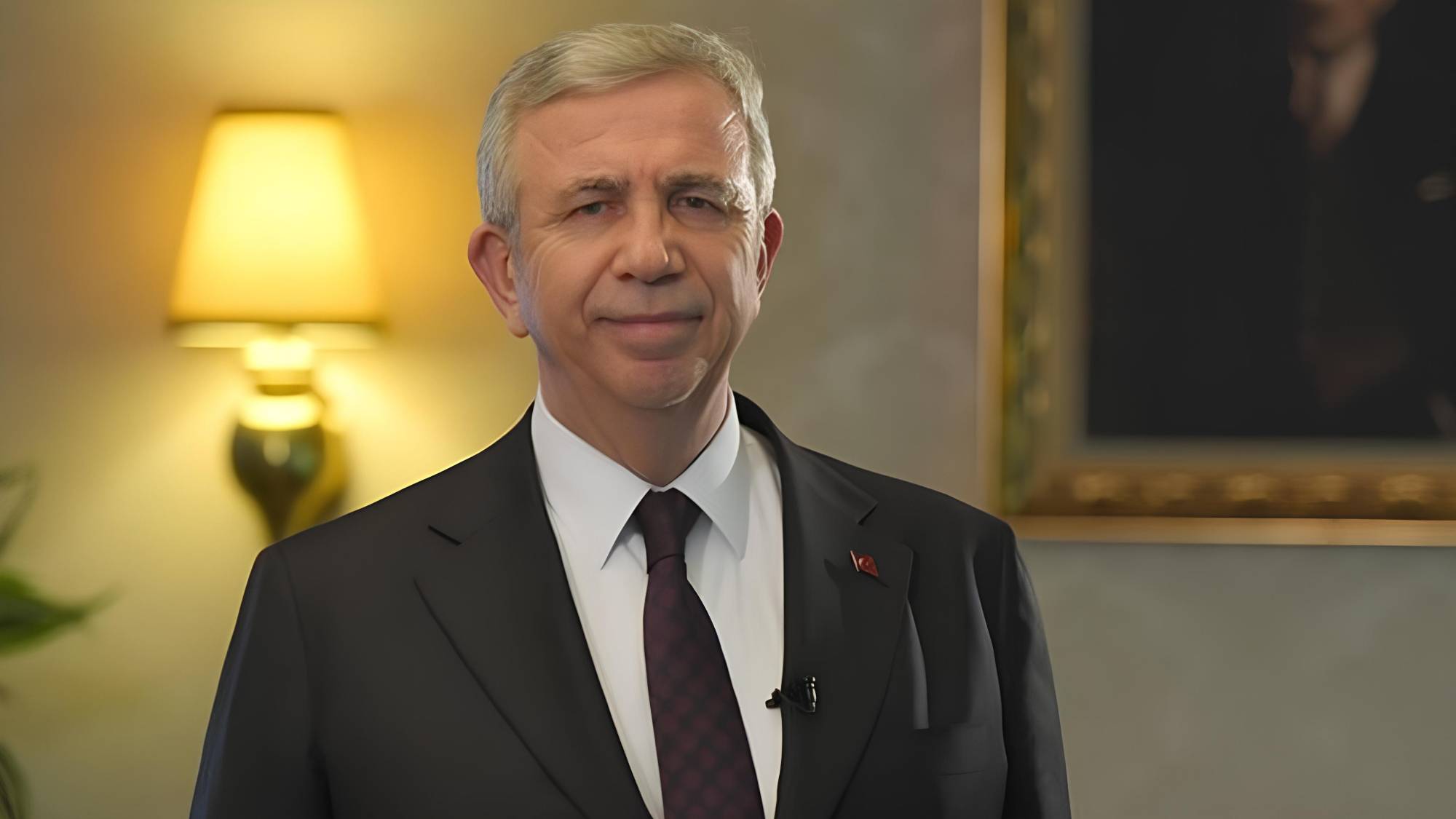 mansur yavastan anadilde egitim tartismasina iliskin kitap onerisi EiyLP6qb.jpg