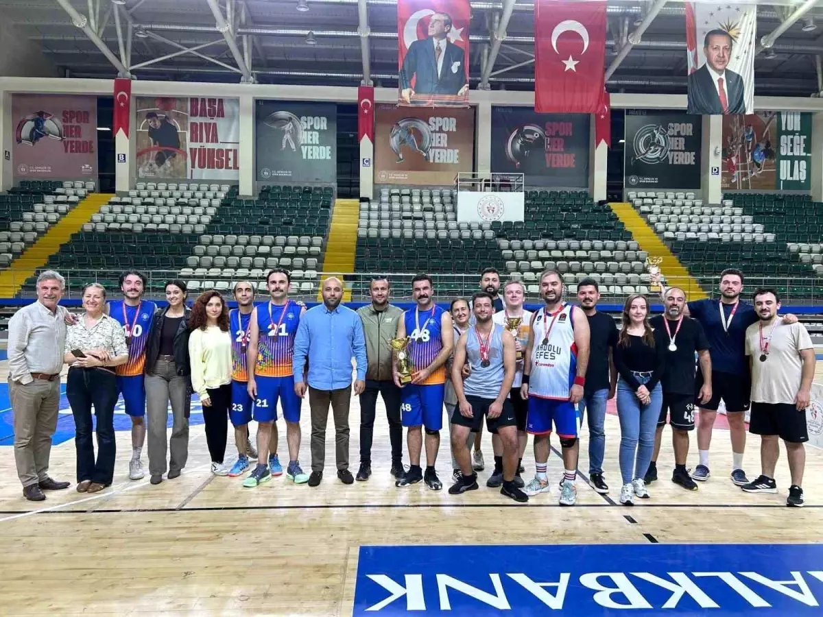 muglada kamu spor oyunlari basketbol finali heyecanla gerceklesti lG3LTLU3