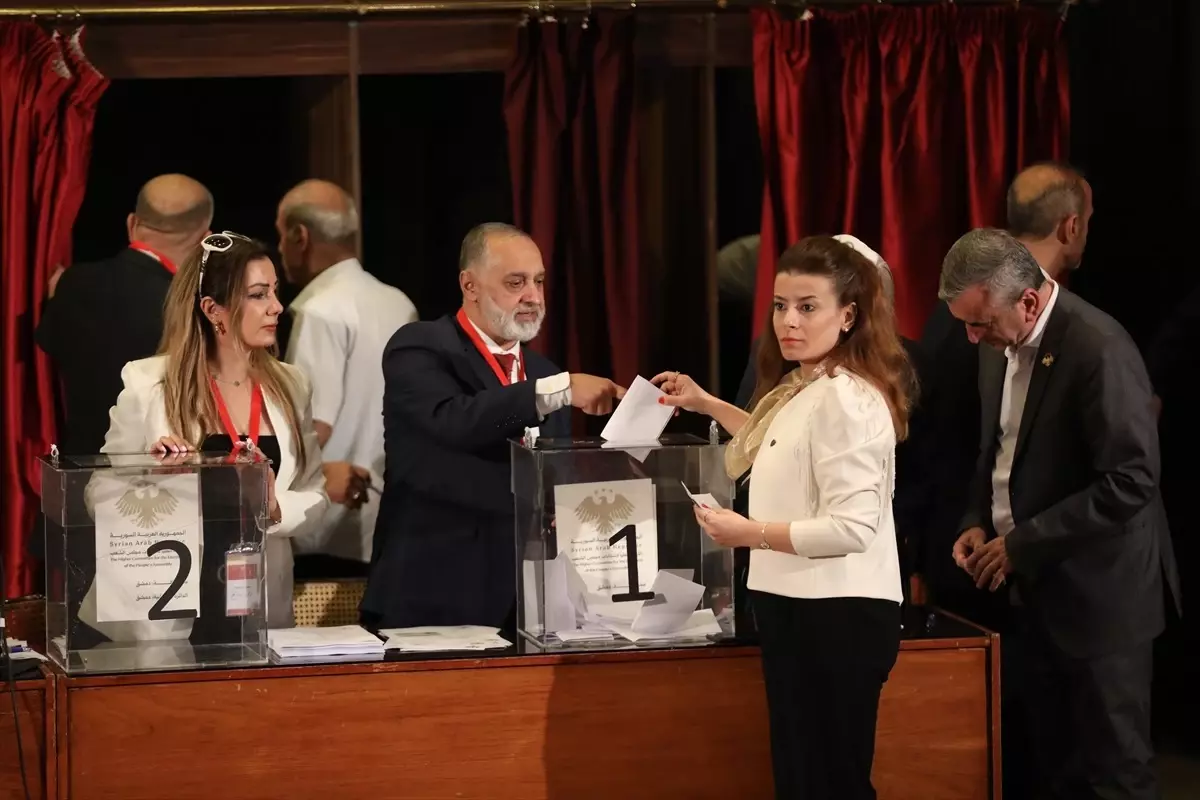 suriyede halk meclisi secimleri devam ediyor NXHC8C52