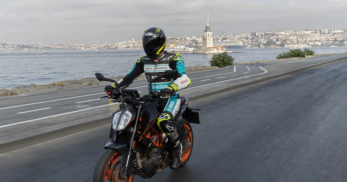 bosch motosiklet abs guvenliginde otuzuncu yilini kutluyor 6jIThNpk.webp