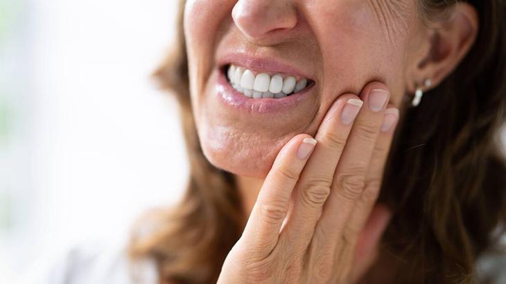 disleri sessiz sessiz olduruyor saglikli gorunuyor ama seker bombasi EcOPPFG1.jpg