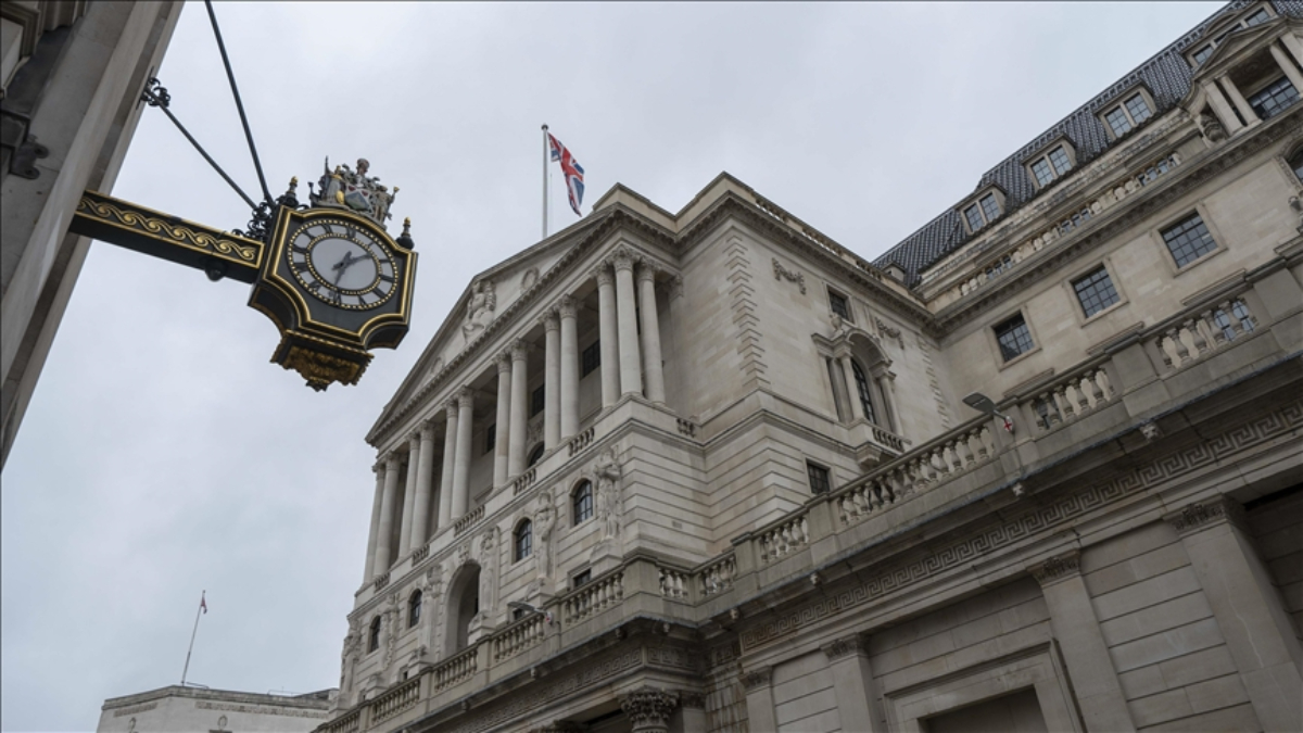 ingiltere merkez bankasi politika faizini sabit tuttu qLkYkvS5.jpg