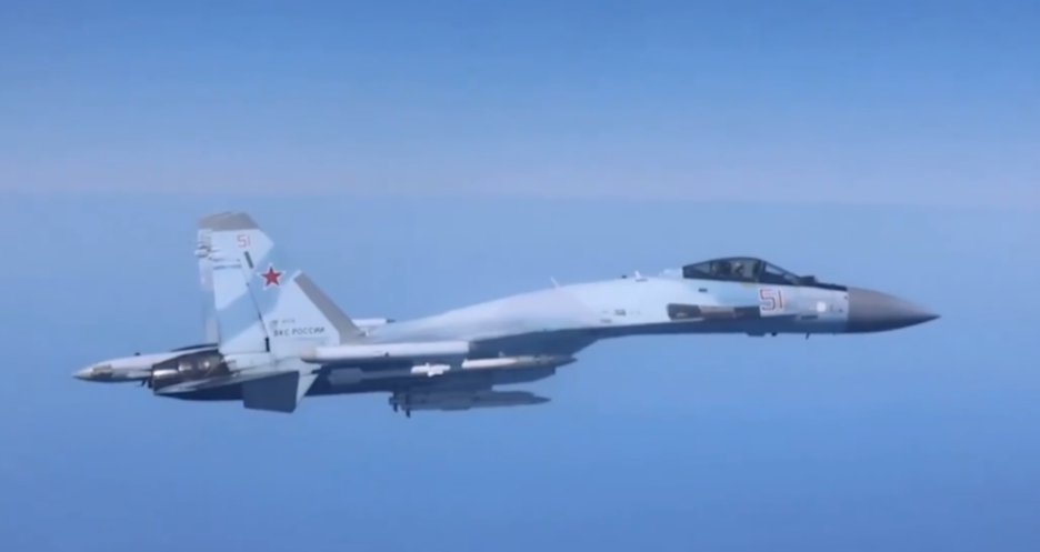 Rus Uçağı, İngiliz İstihbarat Uçağına Tehdit: 6 Metre Yaklaştı