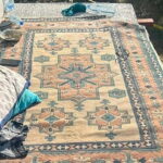 Muglada balkonda uyurken dusup oldu duvar ya da korkuluk yok OhDRwsKj